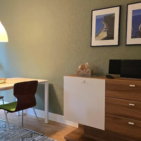 Medicus, 3 Zkb, Balkon, Garten, Naehe Stadtpark, Ruhig 凯撒斯劳滕