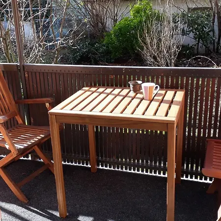 Medicus, 3 Zkb, Balkon, Garten, Naehe Stadtpark, Ruhig Apartment *