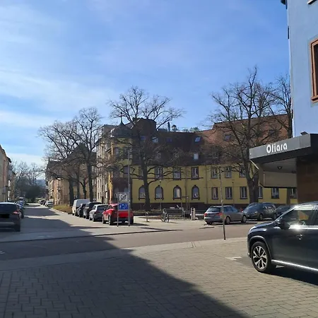Apartment Medicus, 3 Zkb, Balkon, Garten, Naehe Stadtpark, Ruhig *