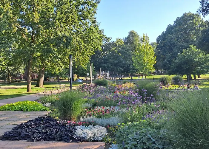 아파트 Medicus, 3 Zkb, Balkon, Garten, Naehe Stadtpark, Ruhig